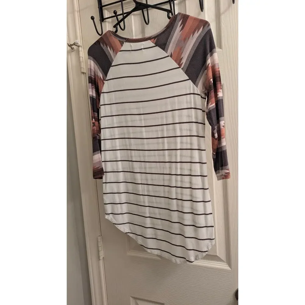 Maurices 24/7 XS Striped Raglan Top – Aztec Southwestern 3/4 Sleeve High Low